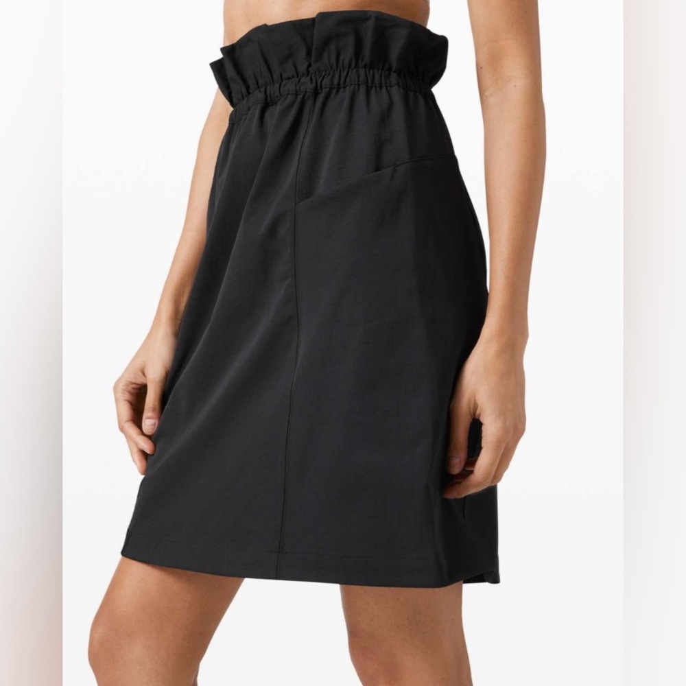 lululemon athletica Black Paperbag Waist Skirt